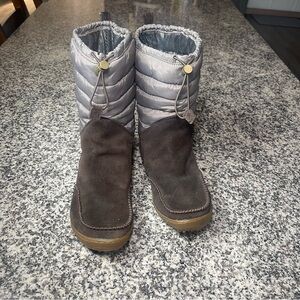 Women’s Columbia Minx Slip Omni-Heat Brown Snow Boots Size 9 Thermal 200 grams